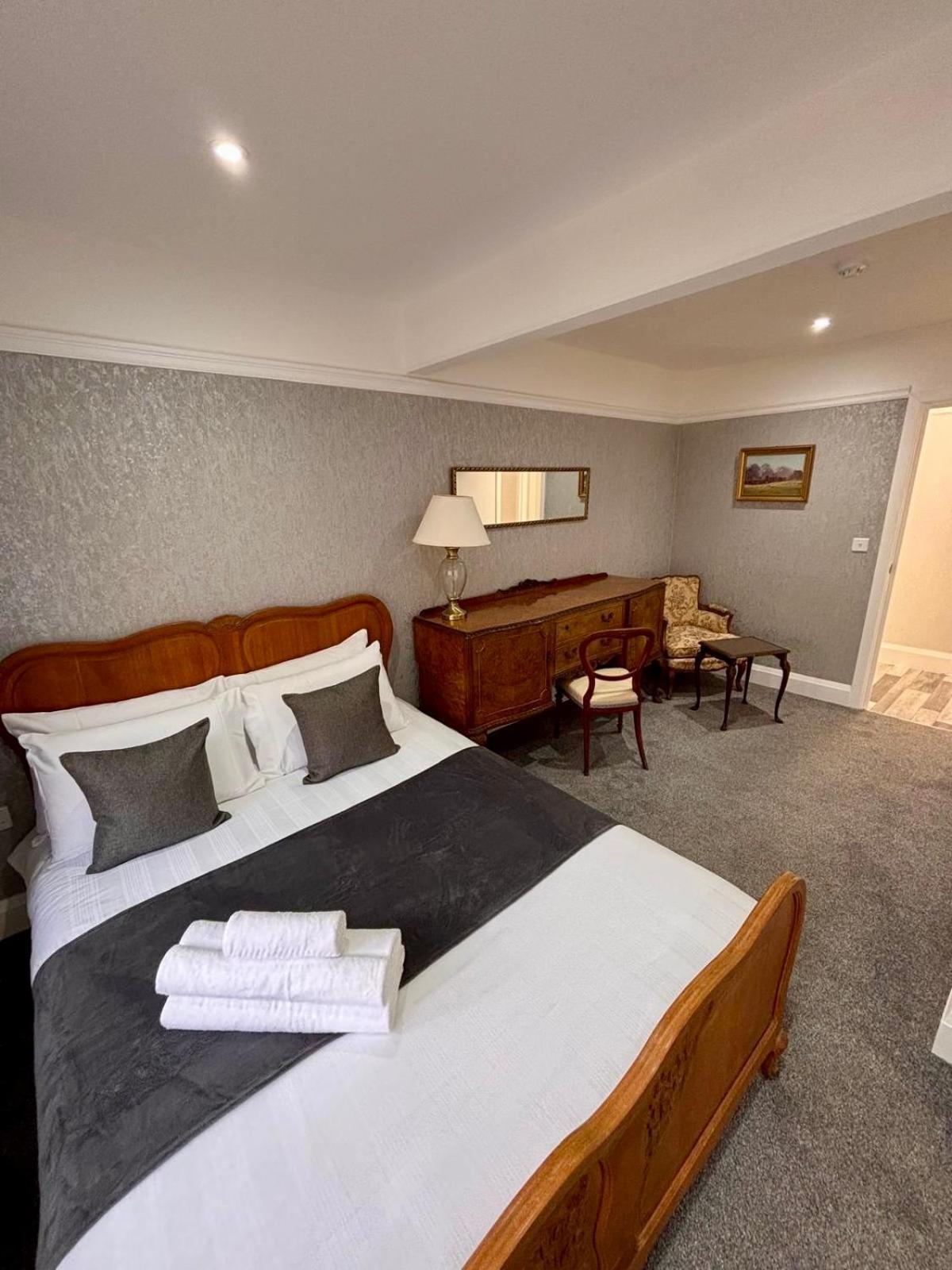 Juniper Berry Hotel Саутхамптън Екстериор снимка